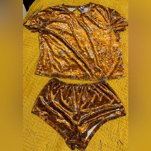 Savage X Fenty Pajama Set